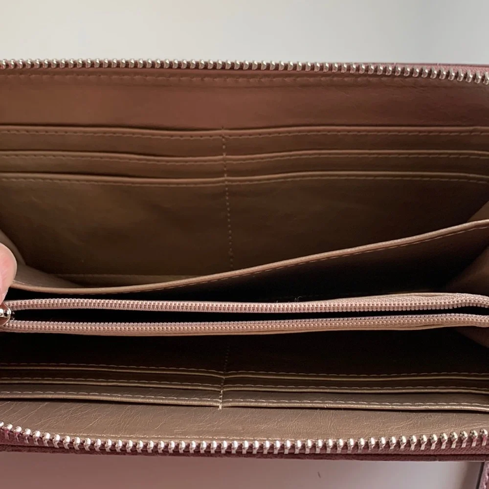 NWOT Anne Klein Wallet Wristlet in Mauve Pink